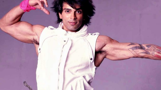 Is Karan Singh Grover stage-managing his popularity? Is Karan Singh Grover stage-managing his popularity?